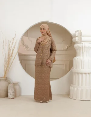Lace light brown